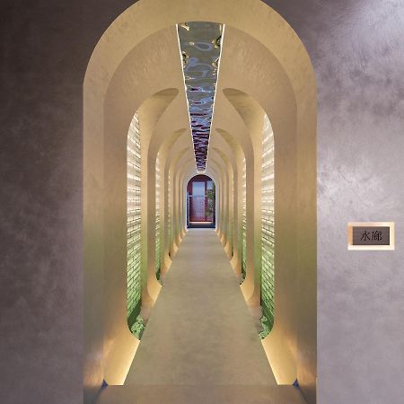 Happy Dragon Courtyard- Newly Renovated With French Windows, Near Tian'Anmen Forbidden City,Lama Temple And Heaven Temple, 3Minutes Walk From Subway,Fluent English Speaking With Tourist Sights Tickets Service ,Free Coffee &Laundry Service Beijing Exterior foto