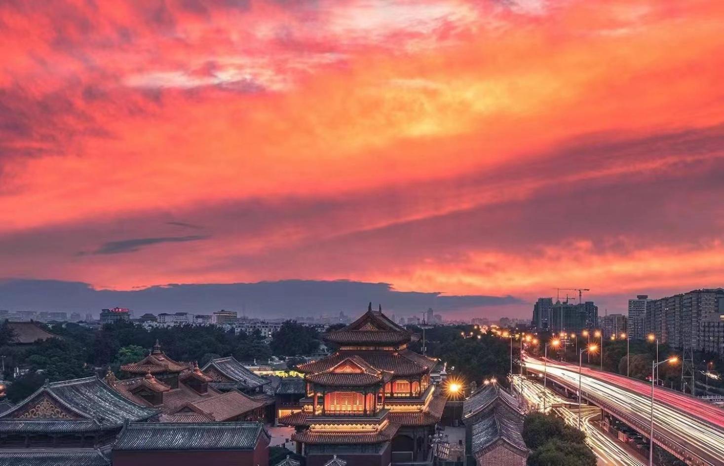 Happy Dragon Courtyard- Newly Renovated With French Windows, Near Tian'Anmen Forbidden City,Lama Temple And Heaven Temple, 3Minutes Walk From Subway,Fluent English Speaking With Tourist Sights Tickets Service ,Free Coffee &Laundry Service Beijing Exterior foto