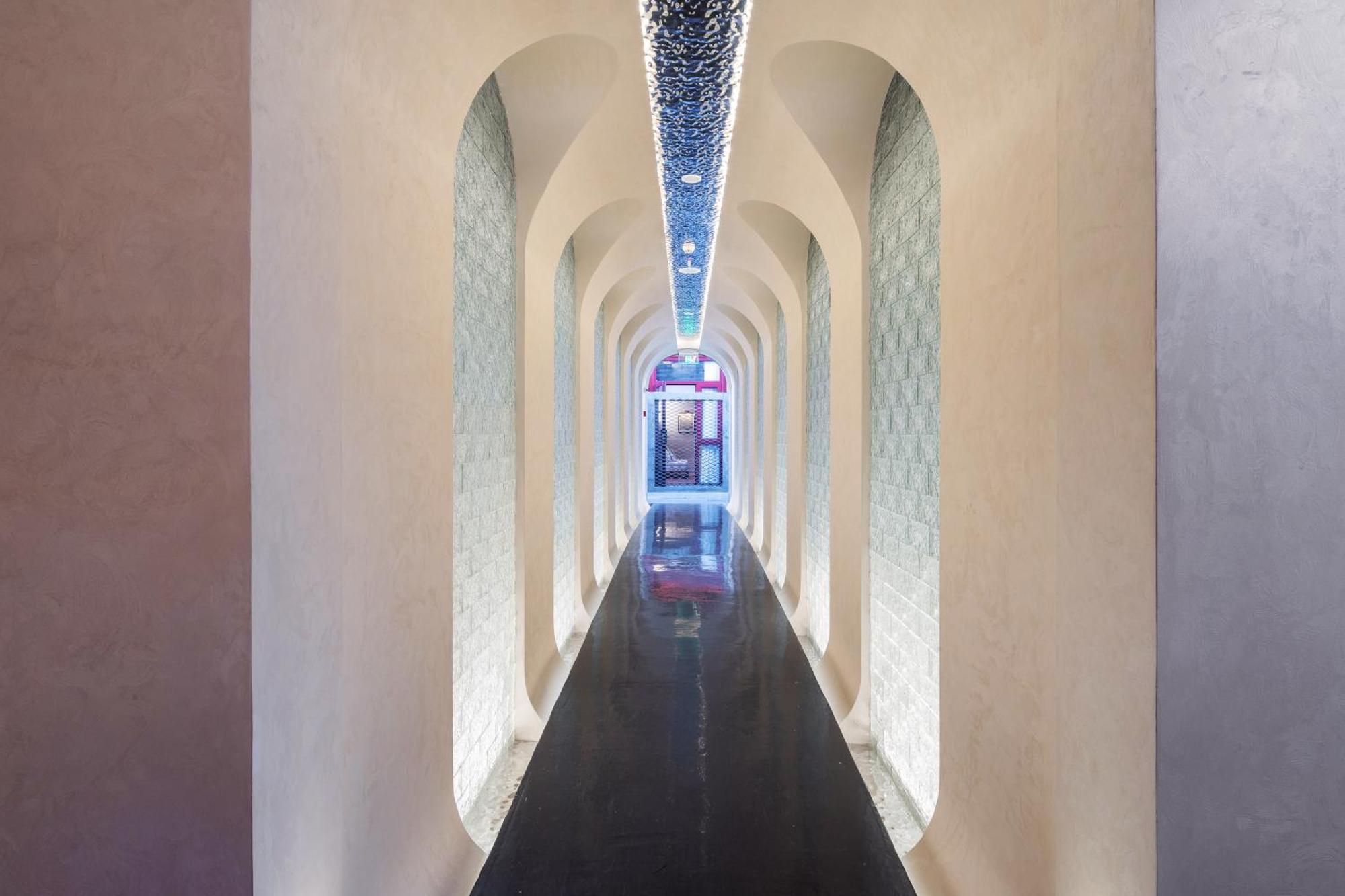 Happy Dragon Courtyard- Newly Renovated With French Windows, Near Tian'Anmen Forbidden City,Lama Temple And Heaven Temple, 3Minutes Walk From Subway,Fluent English Speaking With Tourist Sights Tickets Service ,Free Coffee &Laundry Service Beijing Exterior foto